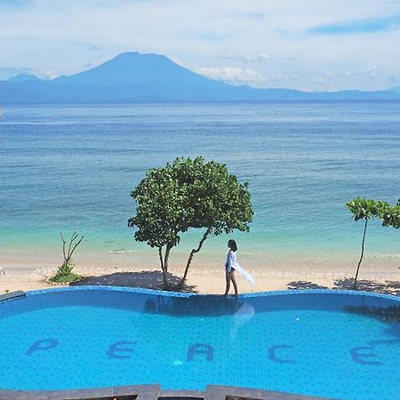 Blue Harbor Beachfront Villas & Resto Ped Exterior foto
