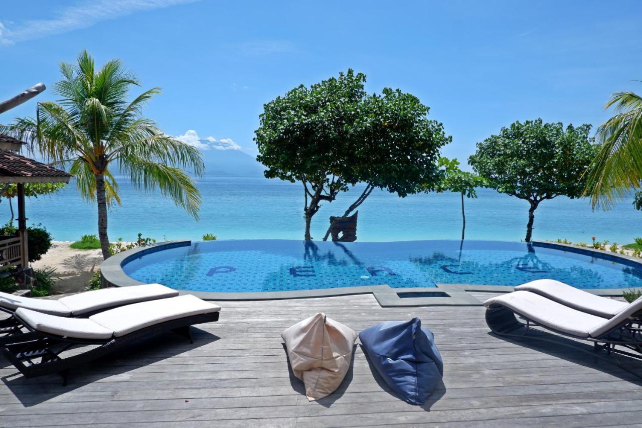 Blue Harbor Beachfront Villas & Resto Ped Exterior foto