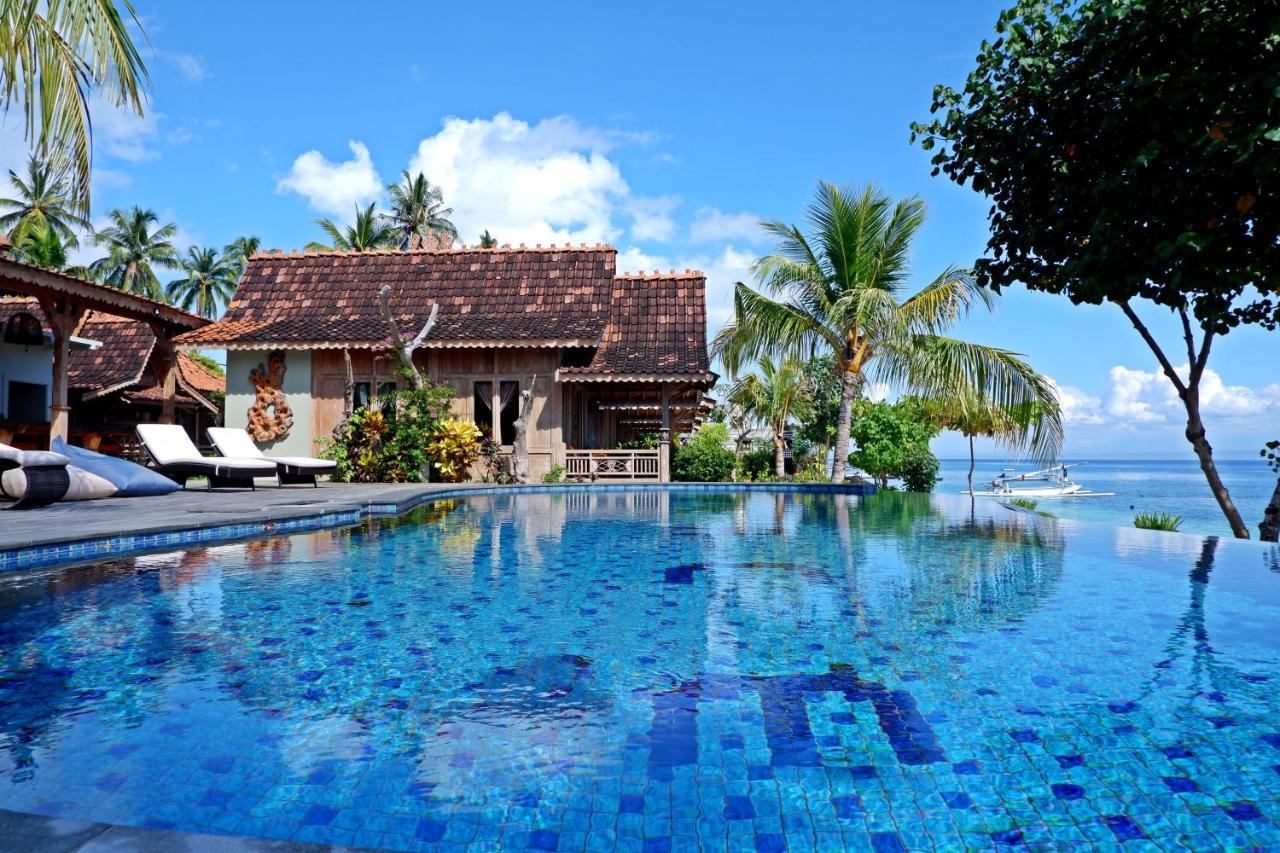 Blue Harbor Beachfront Villas & Resto Ped Exterior foto