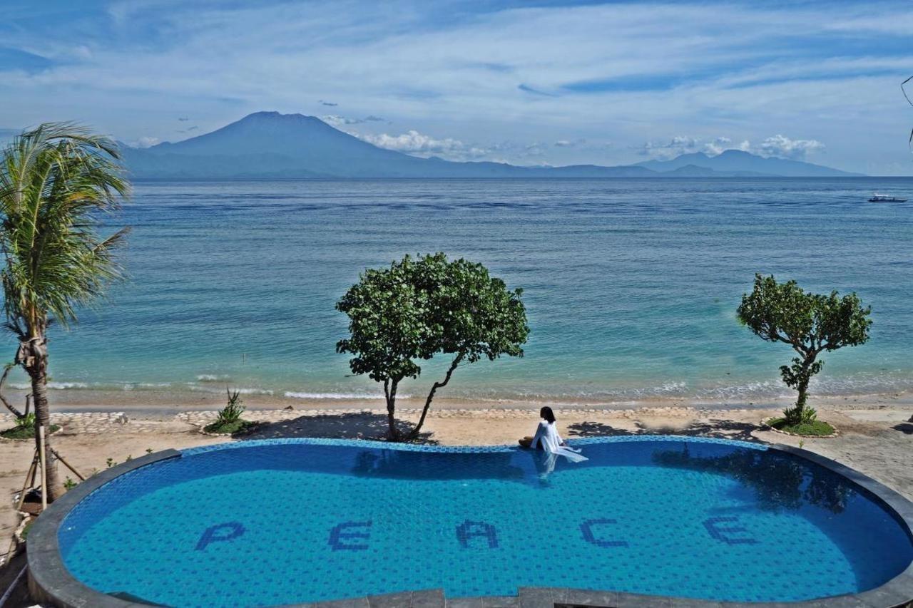 Blue Harbor Beachfront Villas & Resto Ped Exterior foto
