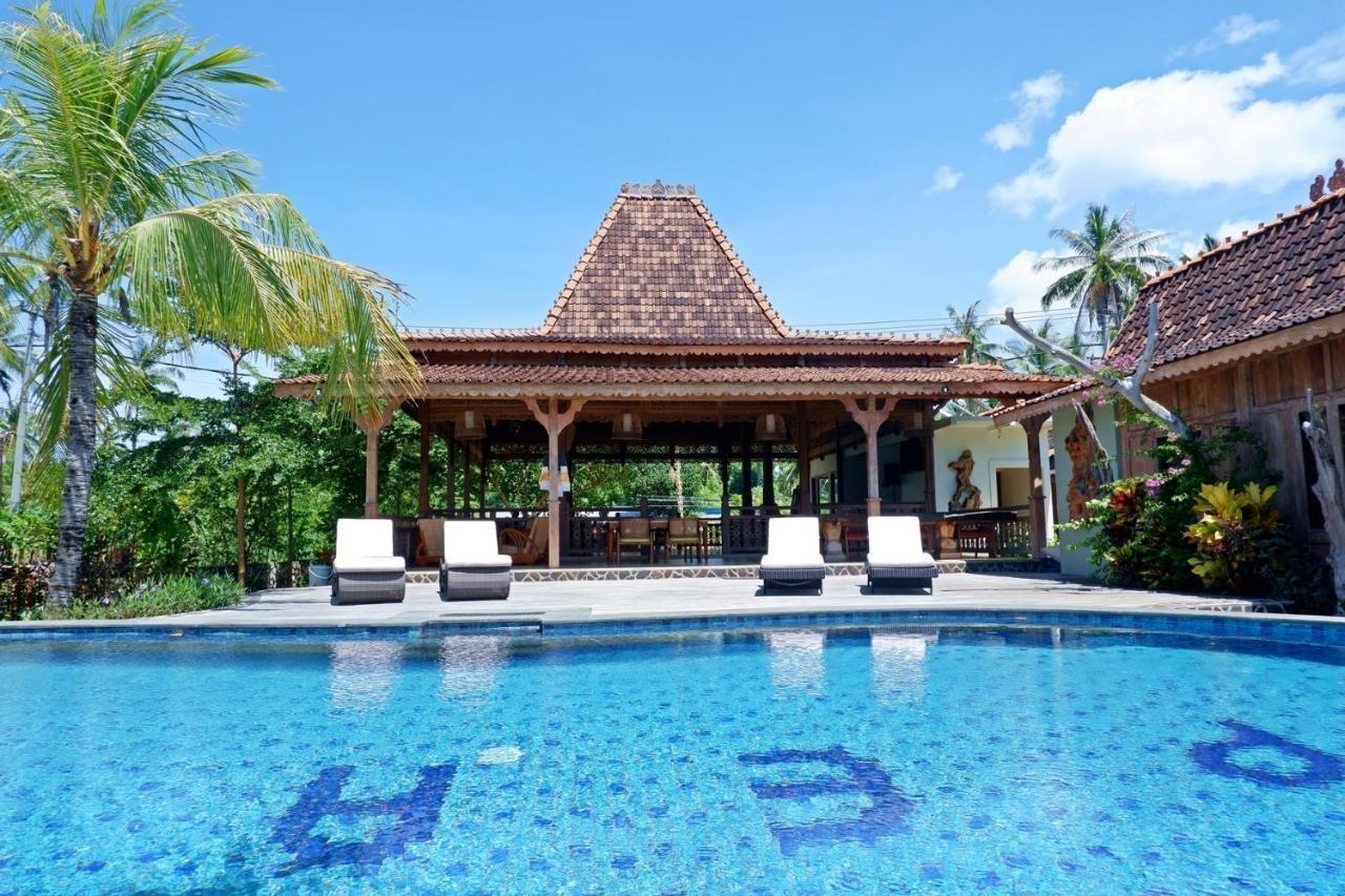 Blue Harbor Beachfront Villas & Resto Ped Exterior foto